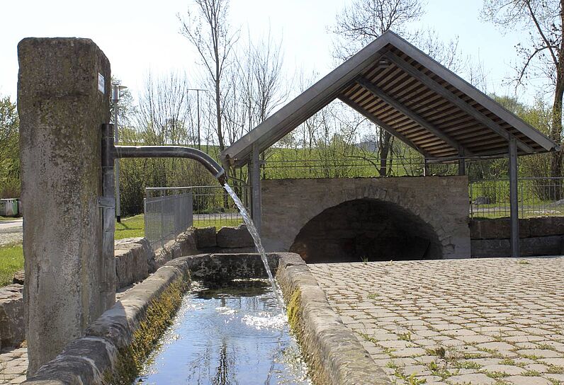  Abbildung  Brunnen in Westernbach